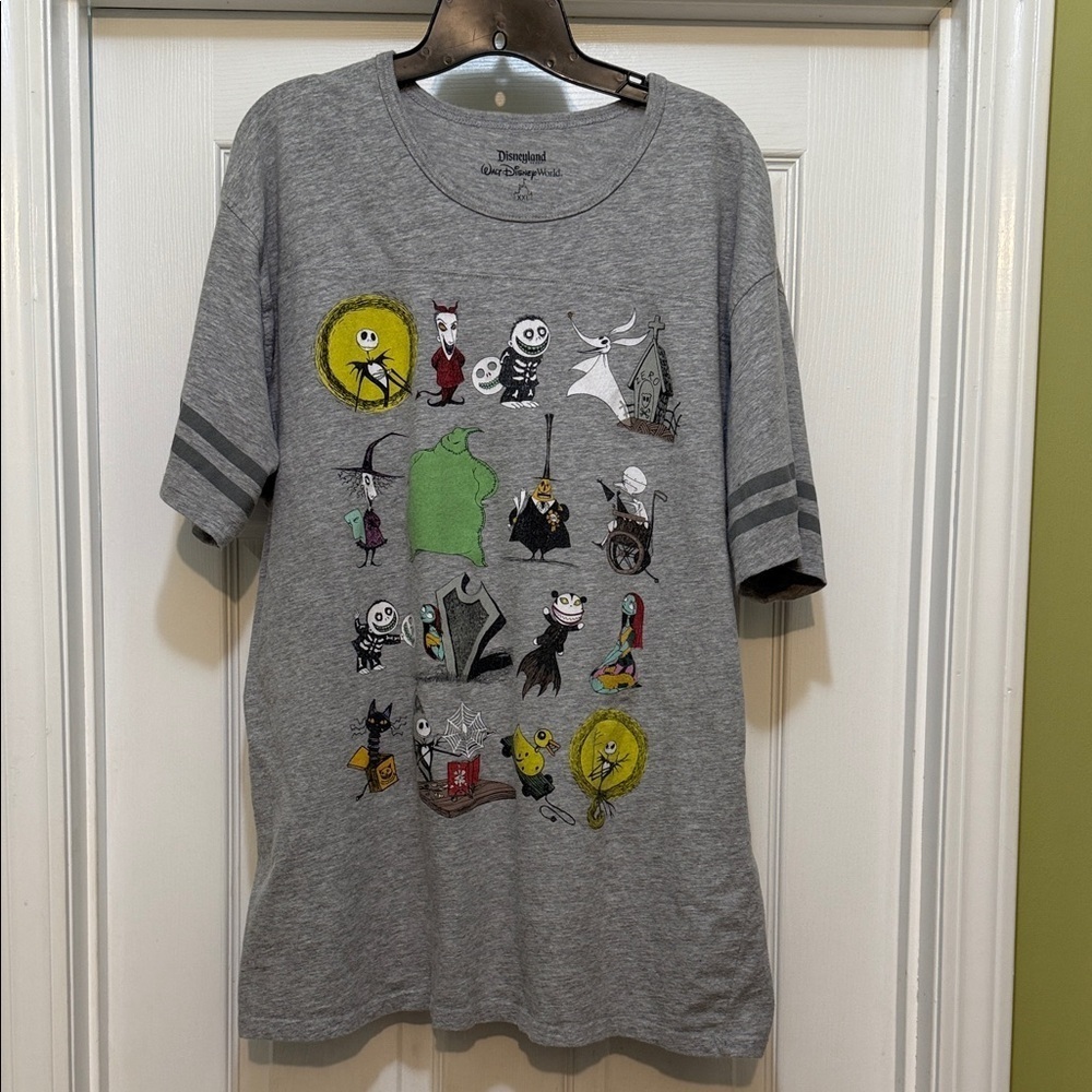 Disney - Nightmare Before Christmas Gray T-Shirt - size XXL